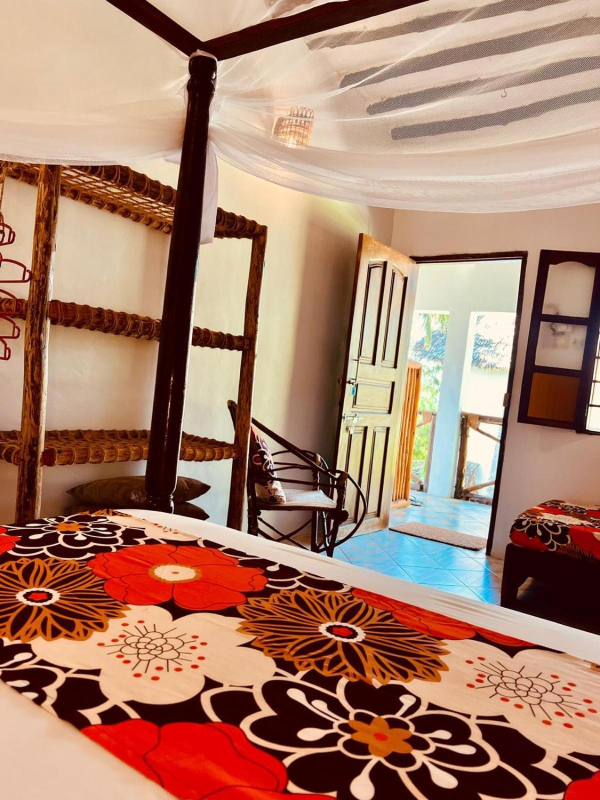 Helwas Zanzibar Beach Hotel Bwejuu Exterior photo